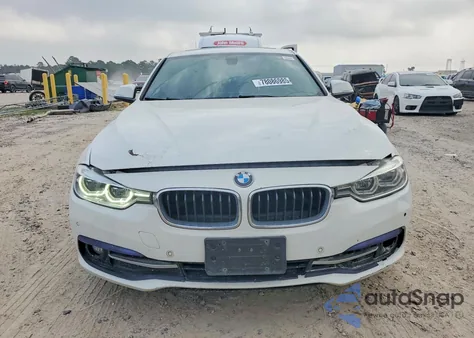 2017 BMW 330 Xi из США, поврежденный, VIN WBA8D9G34HNU62049